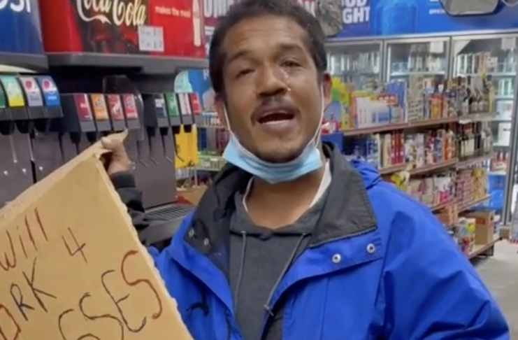 沒錢買眼鏡!街友「擦窗1次28元」努力存錢 超商店員「當場送暖」讓他淚崩